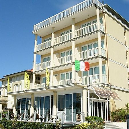 Savoy Hotel Marina di Pietrasanta Extérieur photo